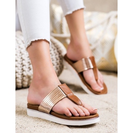 Cm Paris Cómodas chanclas de cuero ecológico marrón dorado 3