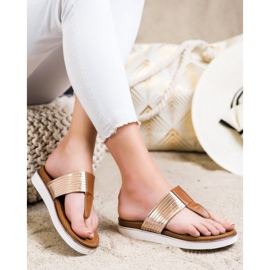Cm Paris Cómodas chanclas de cuero ecológico marrón dorado 1