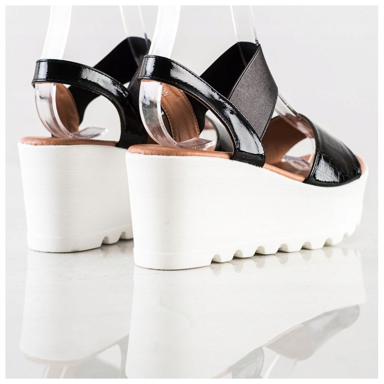 Weide Sandalias ligeras en una cuña blanca negro 1 Weide Sandalias ligeras en una cuña blanca negro 1