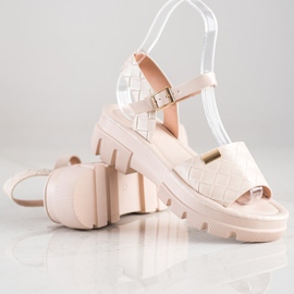 SHELOVET Sandalias en la plataforma de moda beige 1