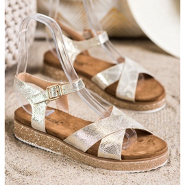 Bestelle Sandalias en la plataforma con purpurina dorado 1