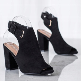 Bestelle Sandalias Cerradas Con Hebilla negro 1