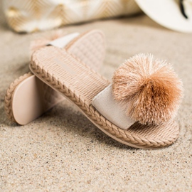 Bestelle Pantuflas Con Pompón beige marrón 1