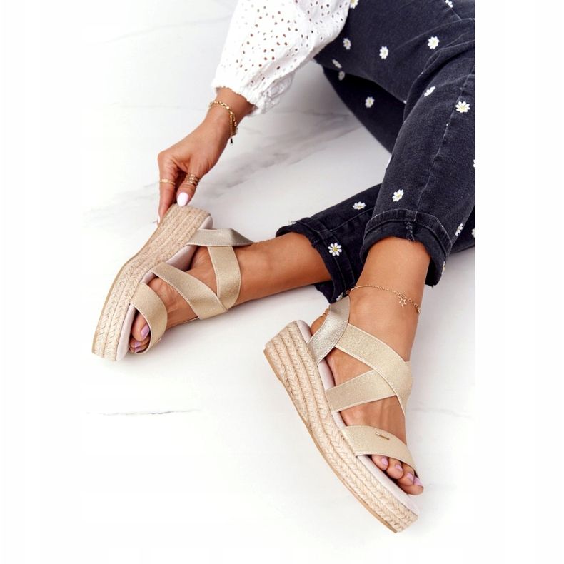 Sandalias de cuña con canalé Big Star HH274414 Dorado 5