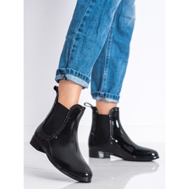 SHELOVET Chanclos lacados negro 2