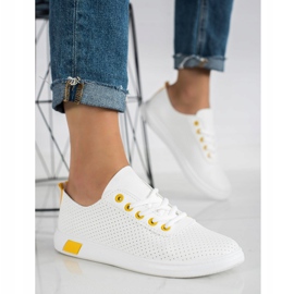 SHELOVET Zapatillas caladas blanco 1