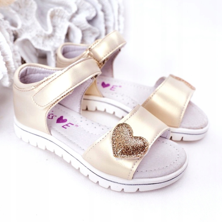 Sandalias Infantiles Con Velcro Corazón Dorado 2