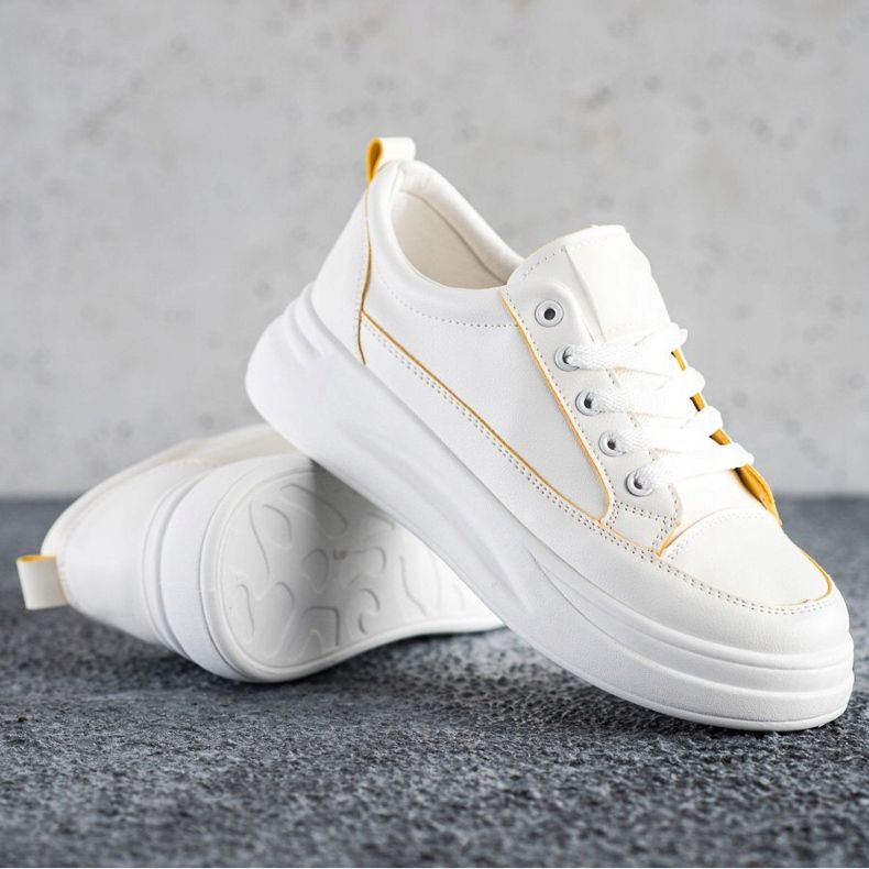 SHELOVET Zapatillas de moda en la plataforma blanco 1