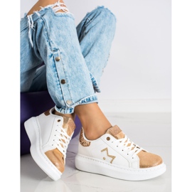 SHELOVET Zapatillas con estilo en la plataforma blanco 3