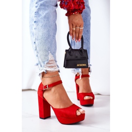 PW1 Sandalias de ante en una barra roja Silvia rojo 2 PW1 Sandalias de ante en una barra roja Silvia rojo 2