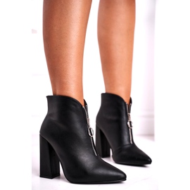 FG1 Botas de mujer en un talón con cremallera en la parte delantera Negro Save Me 5 FG1 Botas de mujer en un talón con cremallera en la parte delantera Negro Save Me 5