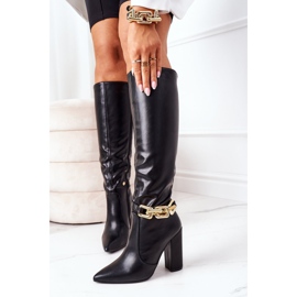 Botas calientes en una barra con una cadena Black Franti negro 1