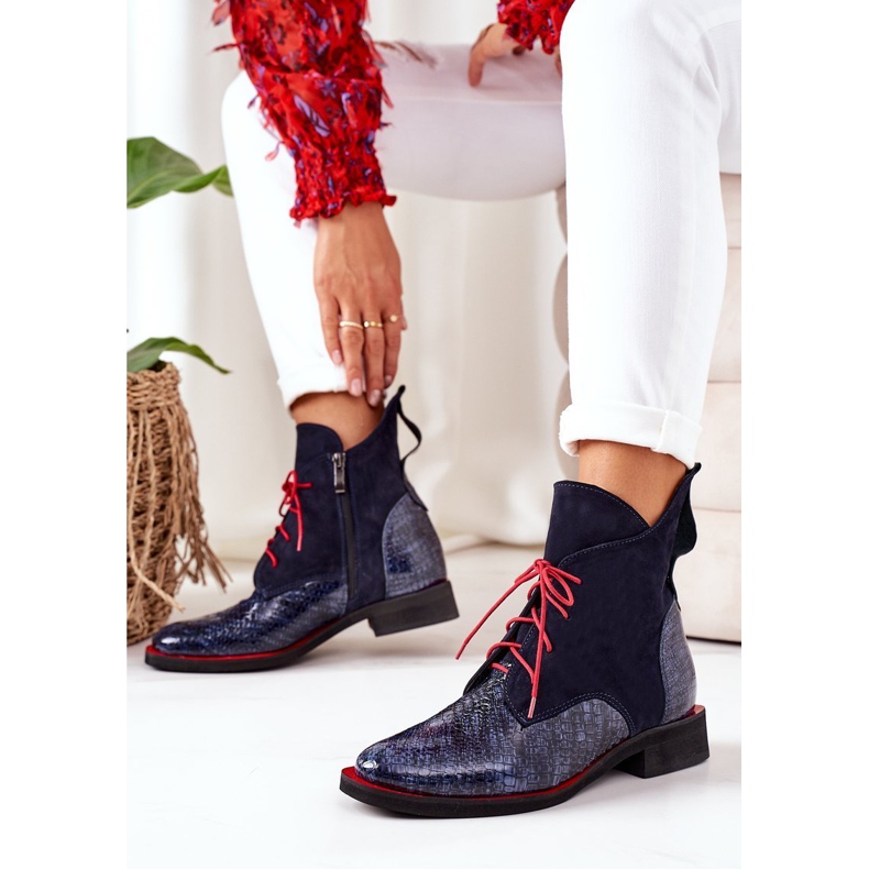 Alberto Violli Botines Piel Con Estampado Cocodrilo Cheyenne Azul Marino rojo 2 Alberto Violli Botines Piel Con Estampado Cocodrilo Cheyenne Azul Marino rojo 2