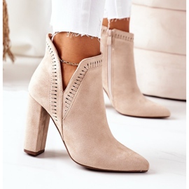 PS1 Botas cálidas en una barra beige Sally 4