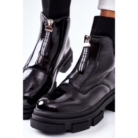 Botas altas en la enorme plataforma negra de Chicago negro 1
