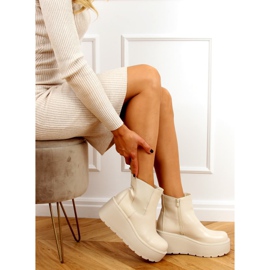 Botas beige de suela alta QT22P Beige 2