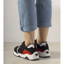 Zapatillas negras con inserciones de entrenamiento rojas negro rojo 2 Zapatillas negras con inserciones de entrenamiento rojas negro rojo 2