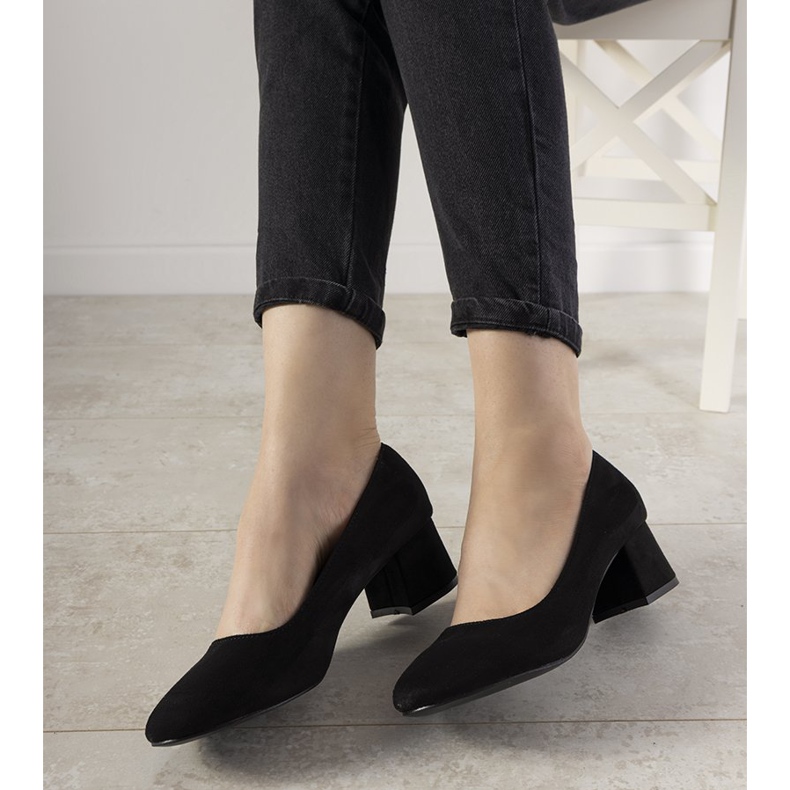 Bombas negras en la publicación Siempre negro 1 Bombas negras en la publicación Siempre negro 1