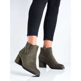 J. Star Botines casuales de gamuza verde 4
