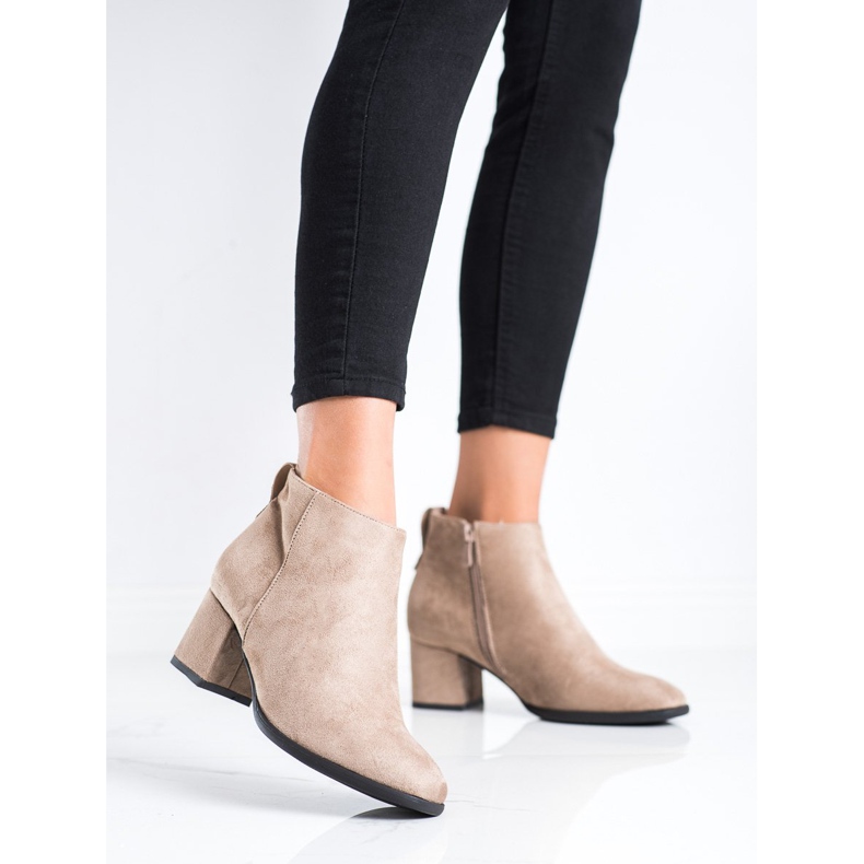 Botas clásicas VINCEZA beige 2