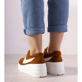 Deportivas marrones con suela alta Chillout marrón 2 Deportivas marrones con suela alta Chillout marrón 2