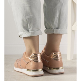 Zapatillas Ecoma rosa con estampado de piel de serpiente rosado 1