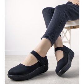 Zapatos negros con suela gruesa Lumen 1