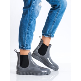 SHELOVET Chanclos lacados en la plataforma gris 3