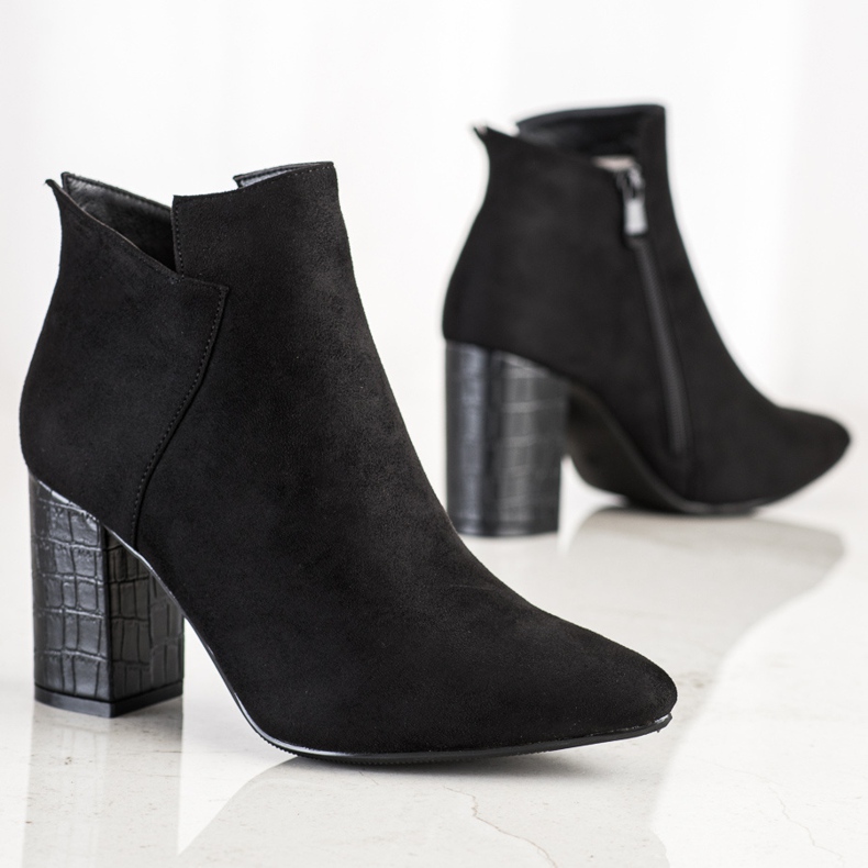 Vinceza Botas de tacón con estampado de serpiente negro 1