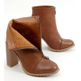 Botas en el poste marrón 801 Camel 4