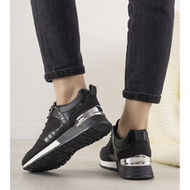 Deportivas negras con motivo de piel de cocodrilo Zariza negro 1 Deportivas negras con motivo de piel de cocodrilo Zariza negro 1