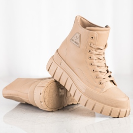 SHELOVET Zapatillas con cuero ecológico en la plataforma beige 4