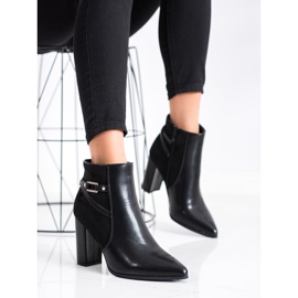 Ideal Shoes Botas negras elegantes en Spitz negro 3