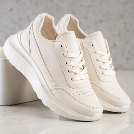 Ideal Shoes Cómodas zapatillas de cuero ecológico beige 1