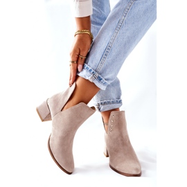 Lewski Shoes Botines de ante para mujer con recortes Lewski Cappuccino 3074 / B beige 4