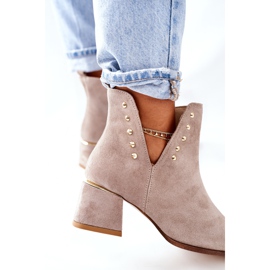 Lewski Shoes Botines de ante para mujer con recortes Lewski Cappuccino 3074 / B beige 5