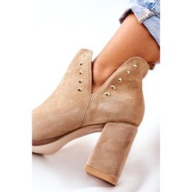 Lewski Shoes Botines de ante para mujer con recortes Lewski Beige Sand 3075 marrón 1