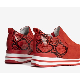 Zapatillas rojas en la cuña Infinitale rojo 1