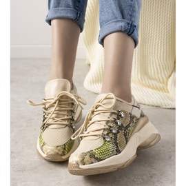 Zapatillas beige sobre suela alta Lissa 1
