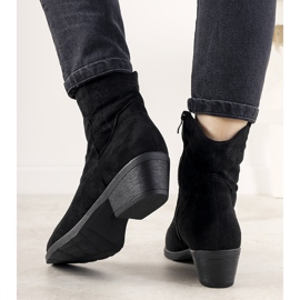 Botas de mujer negras con acento vaquero Tello Cruz negro 1 Botas de mujer negras con acento vaquero Tello Cruz negro 1