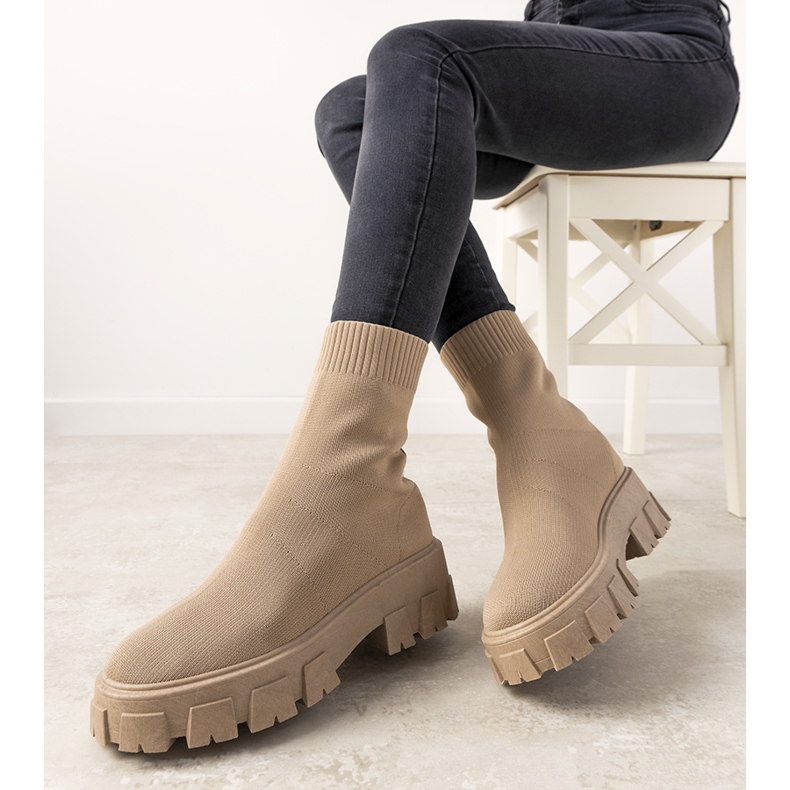 Botas beige con suela gruesa Randy 1 Botas beige con suela gruesa Randy 1