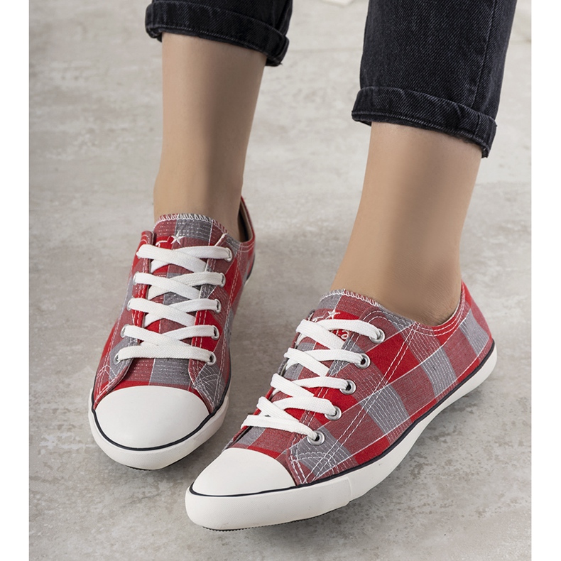 Zapatillas Office de cuadros rojos gris 1