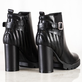 Erynn Botas de tacon alto negro 4
