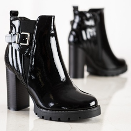 Erynn Botas de tacon alto negro 1