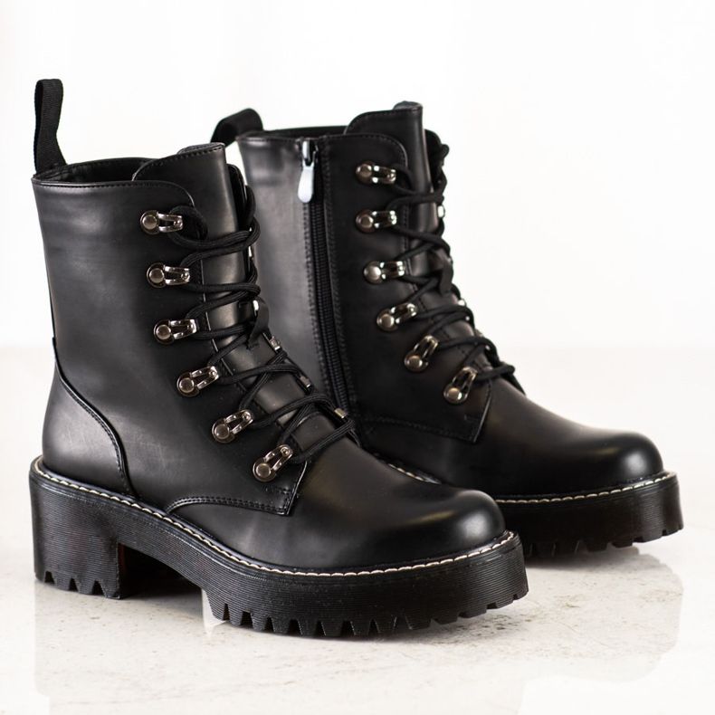 Janessa Trabajadores de la moda negro 2