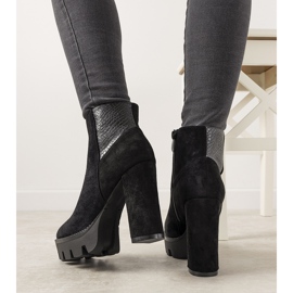 Botas de mujer negras sobre suela gruesa Idalina negro 1