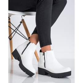 Clowse Botas cómodas en la plataforma blanco 4