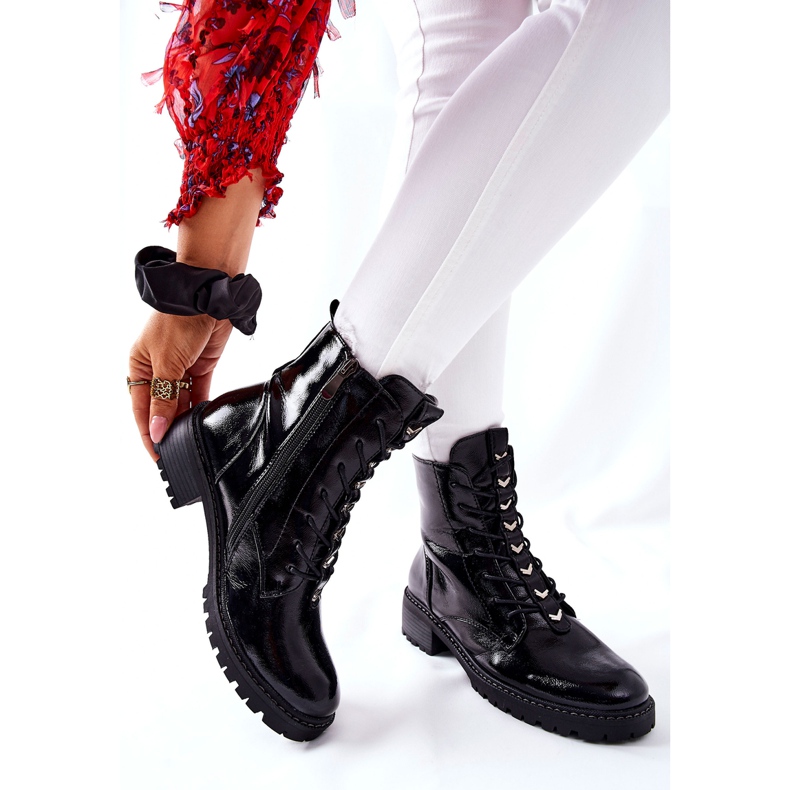 Vinceza Botas de mujer lacadas en negro Myroe 2