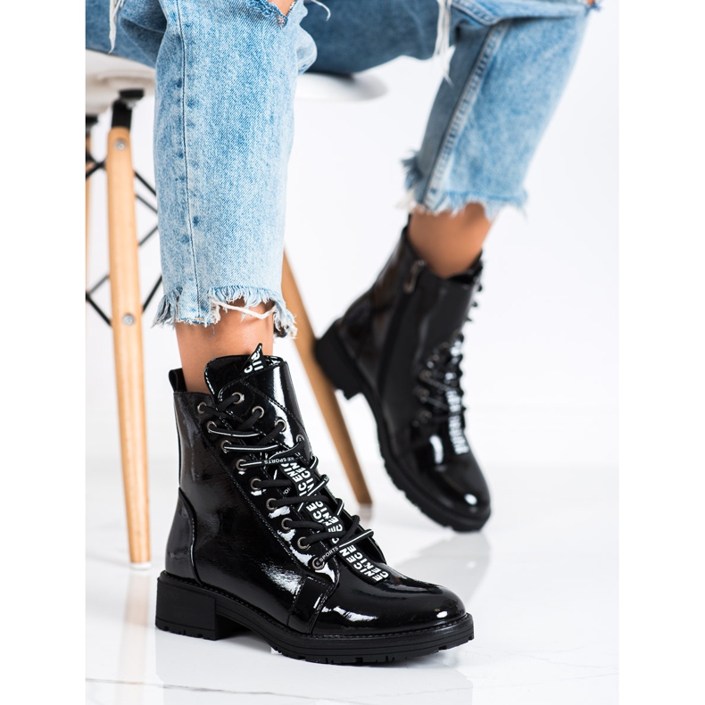 Trabajadores negros de VINCEZA 2