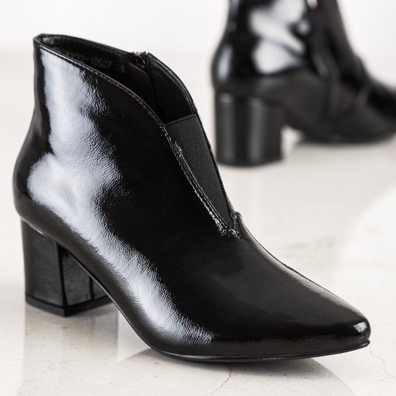 Botas VINCEZA lacadas negro 1